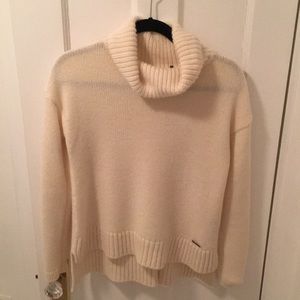 Beautiful cream Barbour turtleneck sweater